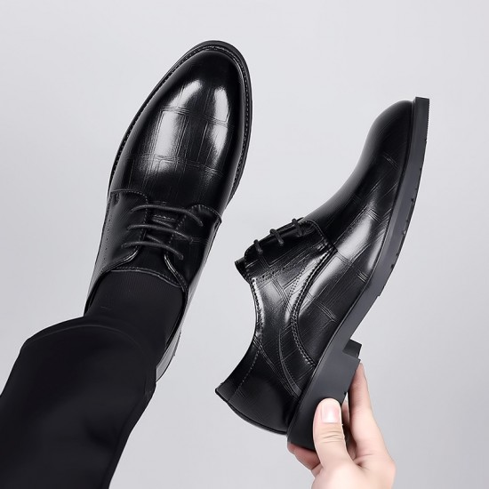 Men's business formal leather shoes, new genuine leather casual shoes, breathable, soft-soled, soft-surface British wedding shoes.