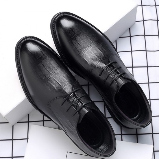 Spring and summer men's leather shoes, new style business formal leather casual breathable men's British Korean-style pointed-toe wedding shoes.